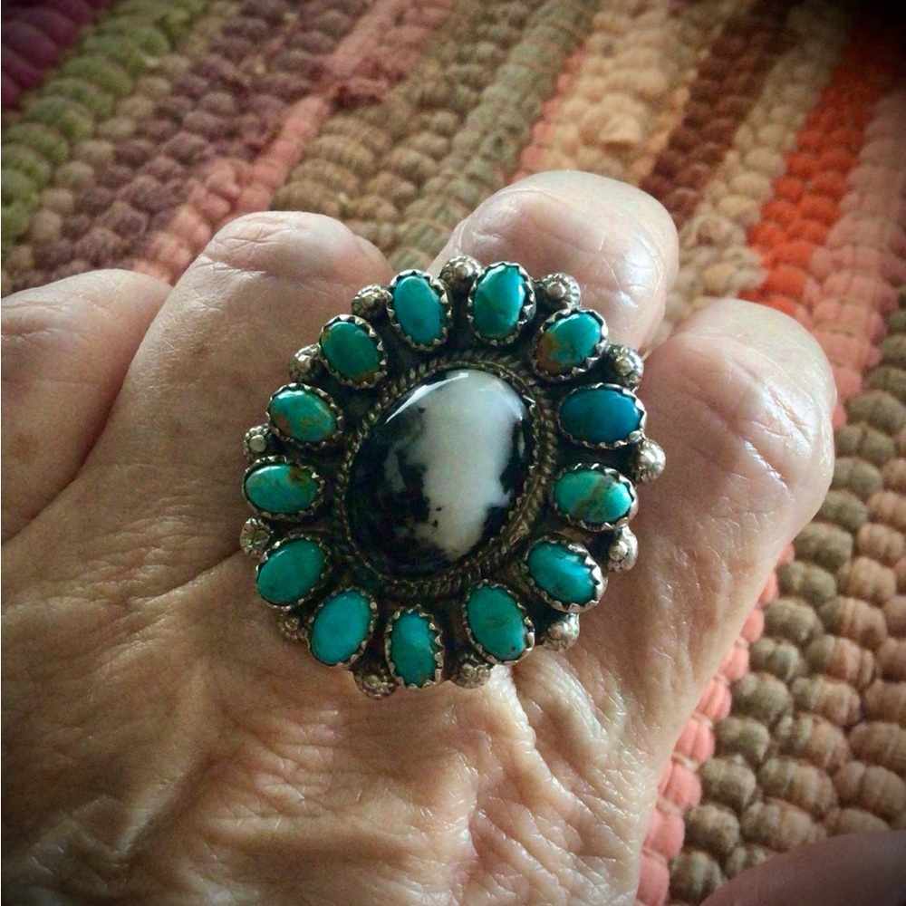 Sterling Silver White Buffalo & Kingman turquoise statement ring!